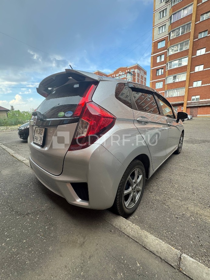 Голубь И.Ю.: Автомобиль легковой, HONDA FIT
