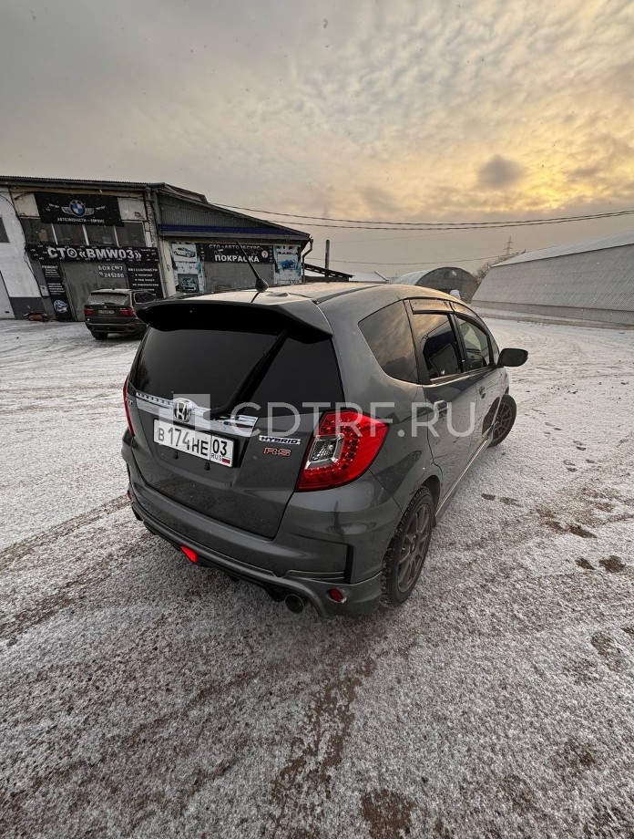 Лот №1 - Легковой автомобиль Honda Fit, автоматическая коробка передач, 2012 года выпуска