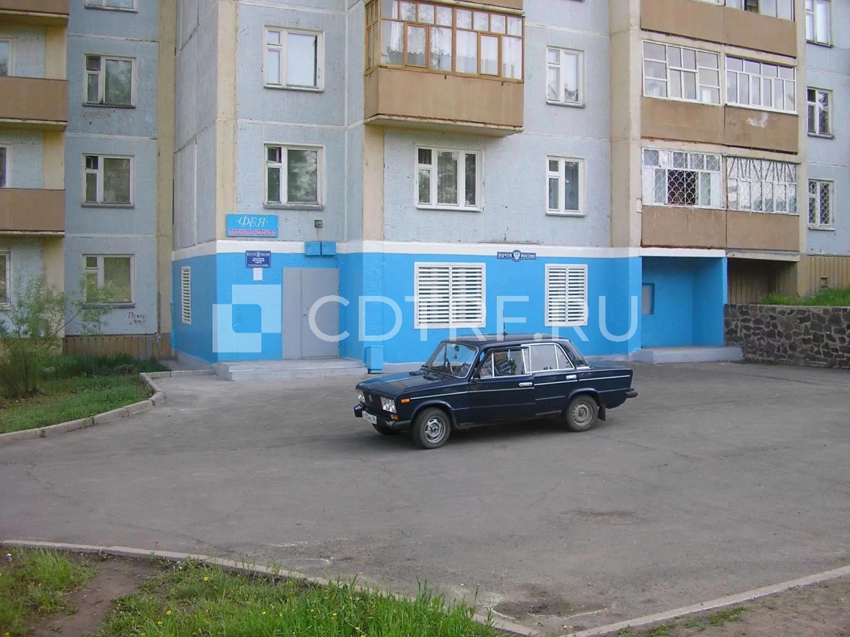 1/2 доли в квартире, площадь 51,2 кв.м.