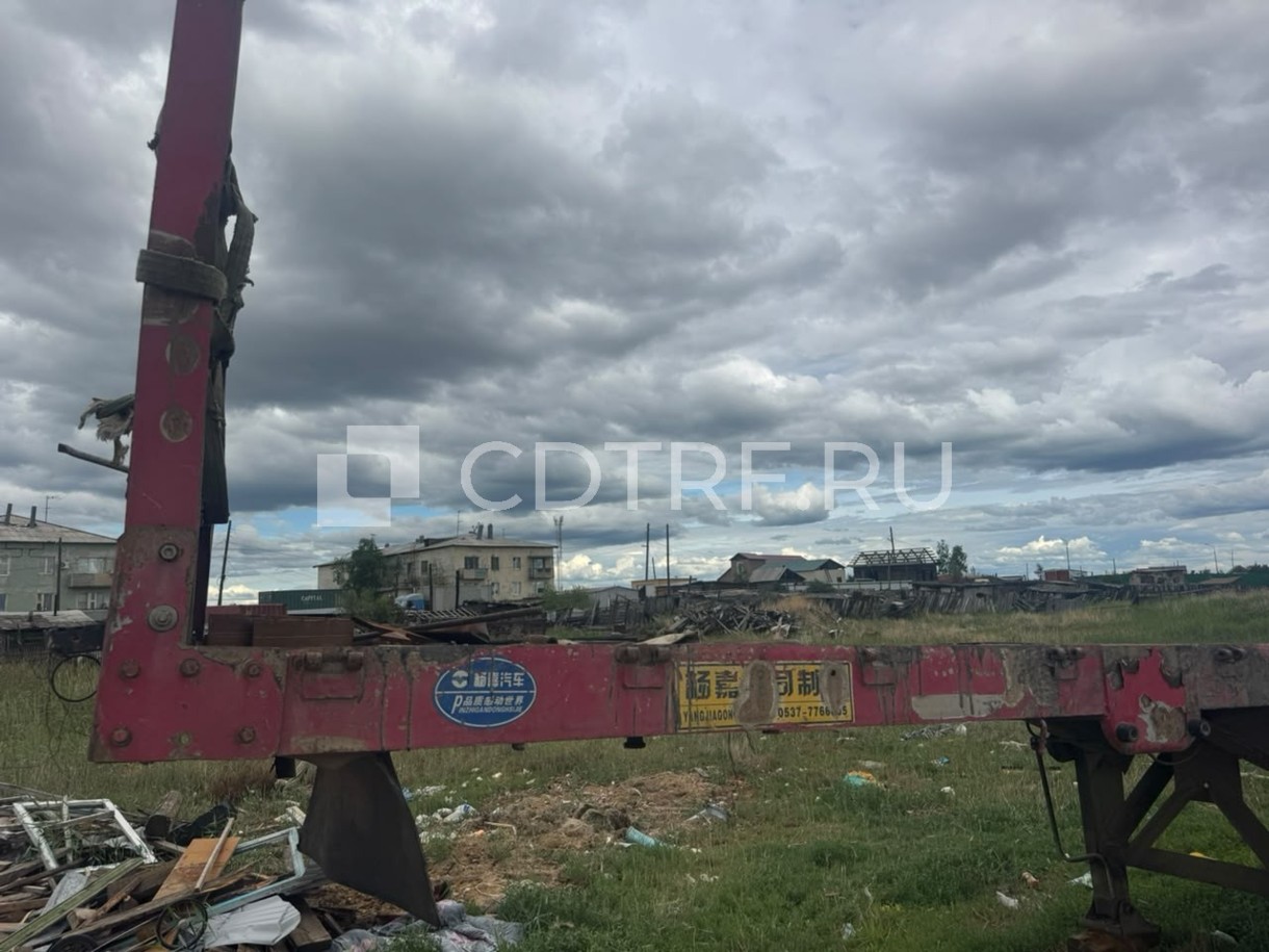1 АУКЦИОН Лот 40 - ООО "ИнвестДорСтрой", Полуприцеп YANGJIA LHL9401, 2013 г. ГРЗ АВ837014
