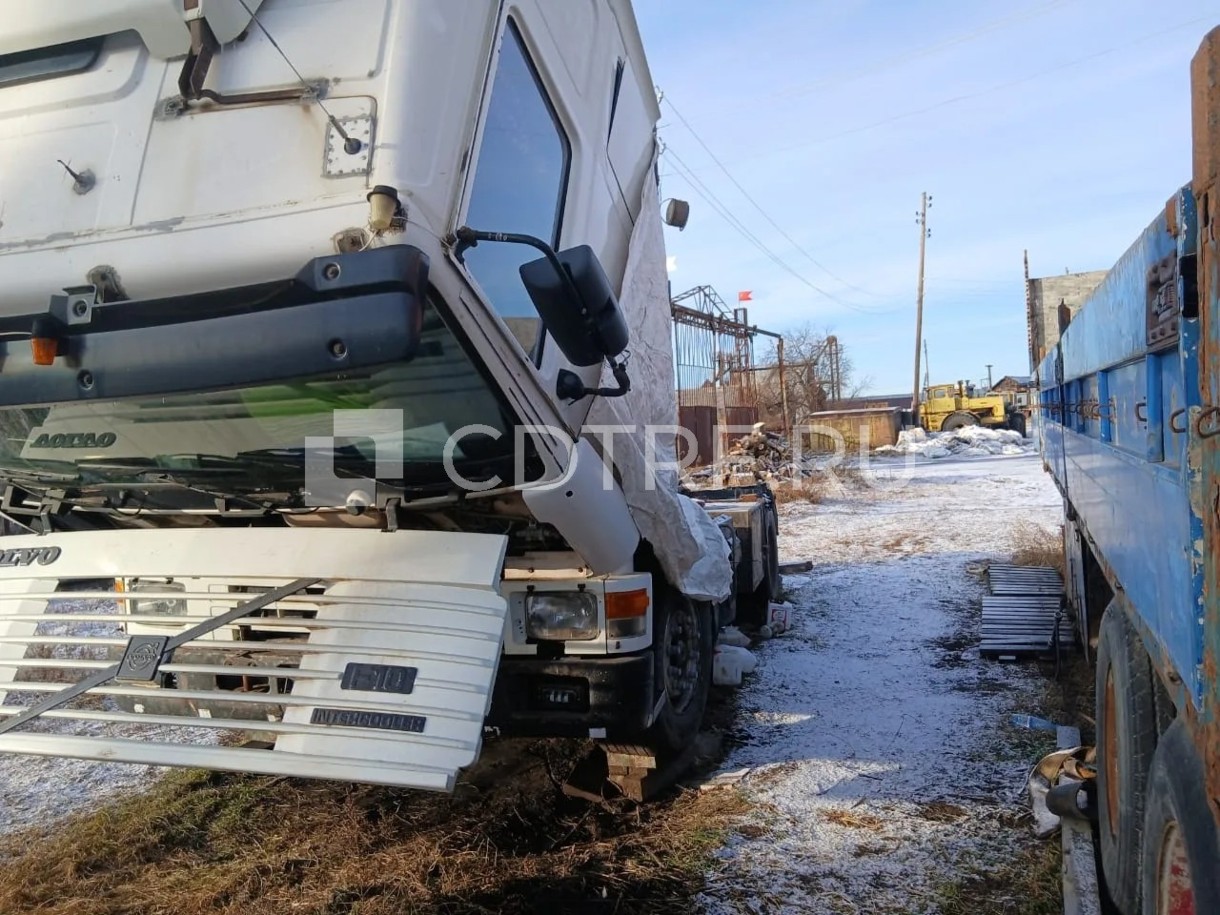 Транспортное средство, Грузовой автомобиль, марка: VOLVO F10, модель: Грузовой тягач