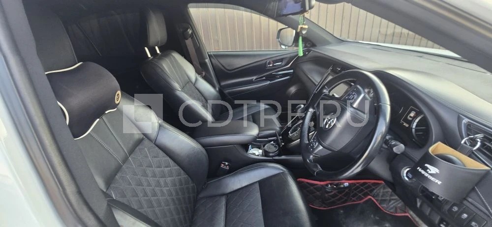 Легковой автомобиль, марка/модель: TOYOTA HARRIER, год выпуска: 2019.