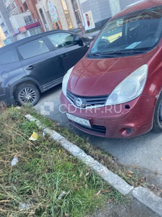 Легковой автомобиль марка, модель NISSAN NOTE 2011 г.в.