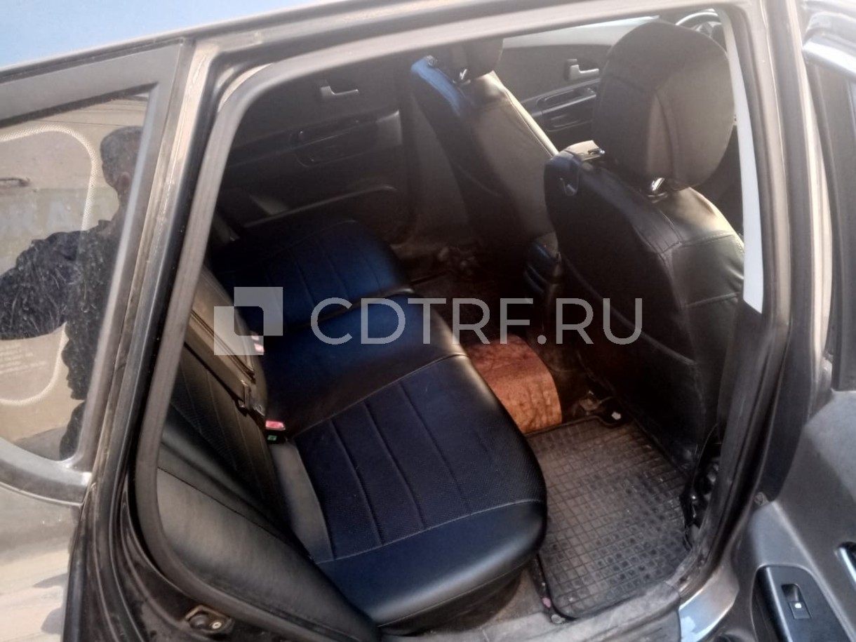 Легковой автомобиль KIA CEED