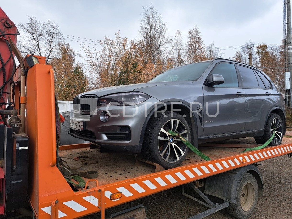 Комлева А.Н. Легковой автомобиль марки БМВ X5 XDRIVE30D