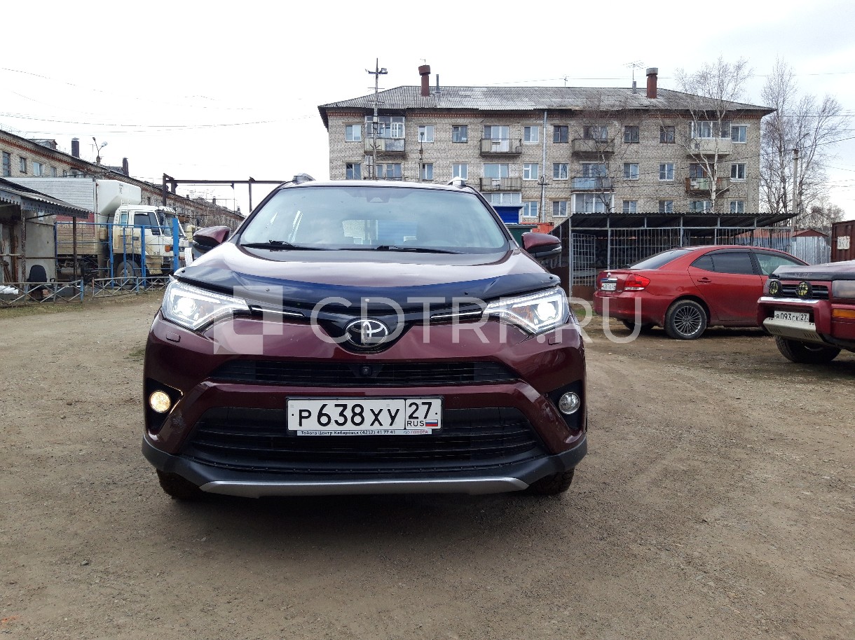 Автомобиль Toyota RAV4 год выпуска: 2017