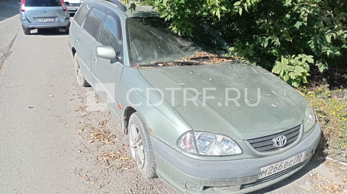 Автомобиль, марка: Тойота Авенсис, 2001 г.в., VIN: SB172ZBN10E033947