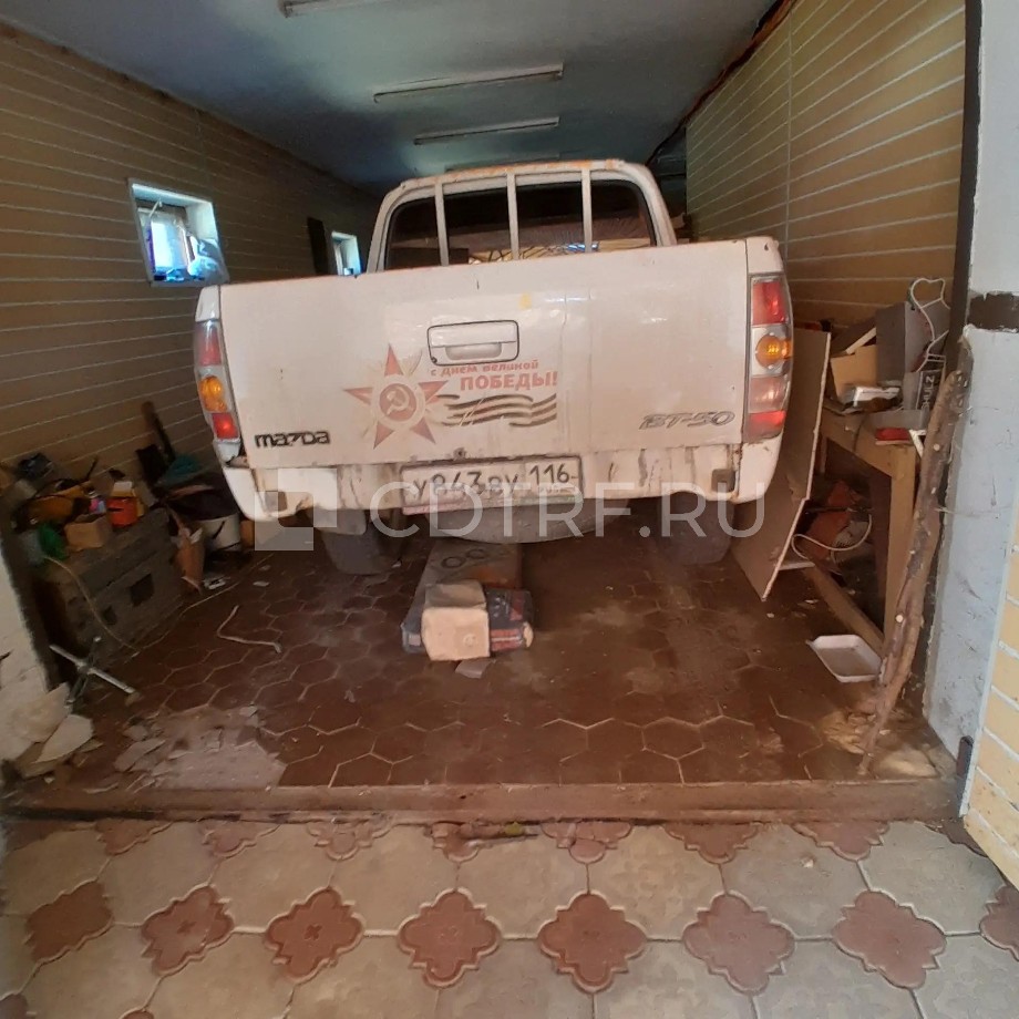 Автомобиль: MAZDA (АВТО) 2715-016-01, 2010 г.в., VIN – JMZUN8F120W879690, цвет белый