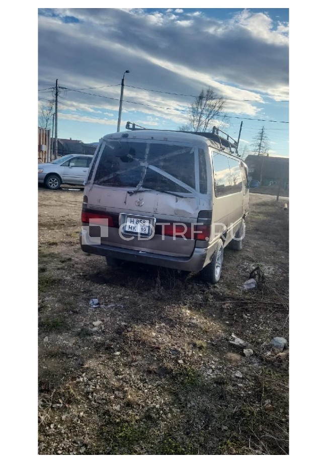 Транспортное средство TOYOTA HIACE, регистрационный знак: Н 858 НК 65