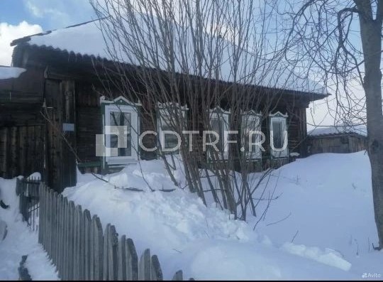 Жилой дом, 51 кв.м. с земельным участком, 2552 кв.м, вид собственности: индивидуальная.