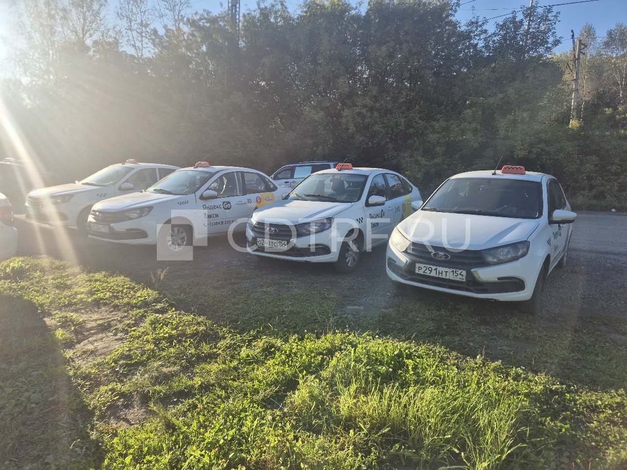 Действующий таксопарк в Шерегеше: готовый бизнес с автопарком 36 автомобилей.