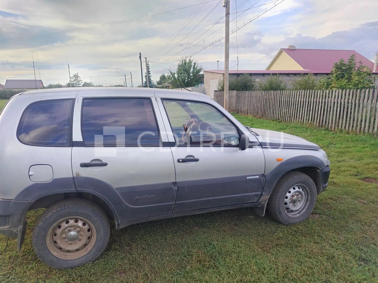 Автомобиль марки CHEVROLET NIVA 212300-55, идентификационный номер (VIN номер): X9L212300