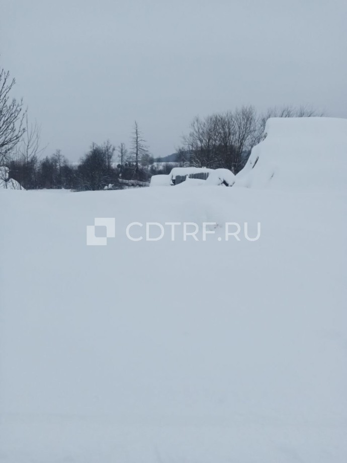 Земельный участок, площадь: 1422 /- 13 кв.м