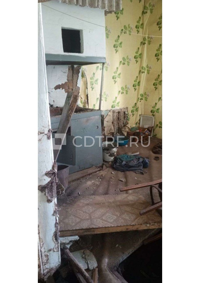 1/4 доли в праве общей долевой собственности на Жилое помещение площадью 57.6 кв.м., с...