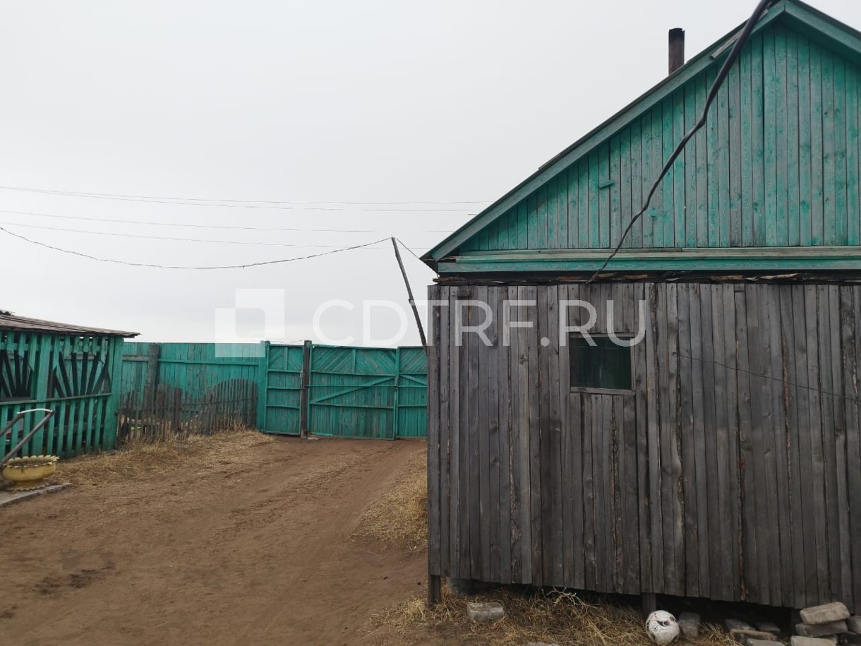 Нежилое здание по адресу: Бурятия Респ., с. Кижинга, ул. Октябрьская, д. 8а