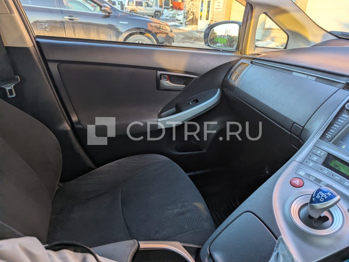 Качан Павел Юрьевич Лот № 1 - TOYOTA PRIUS, 2014 г.в., ГРЗ Е615ТВ125