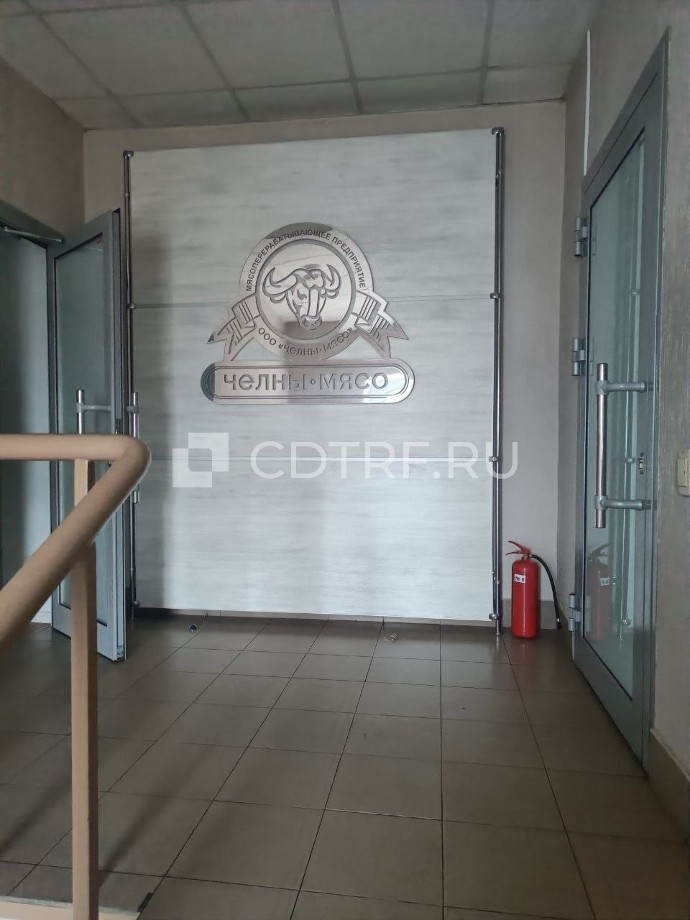 Производственный комплекс в Тукаевском районе, пл. здания — 3400 м, участок — 0,75 га.
