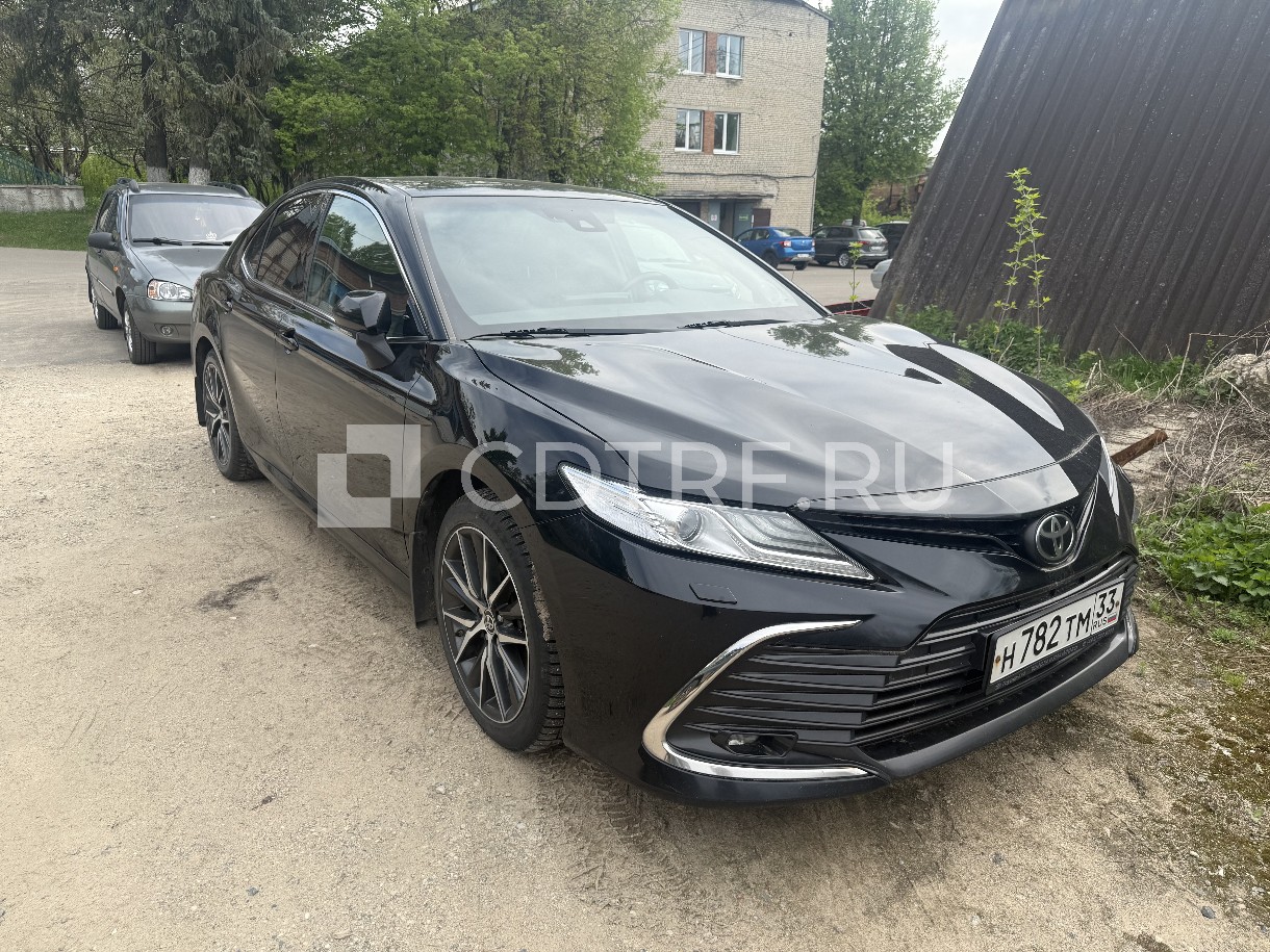 Автомобиль Toyota Camry, 2021 гв, VIN XW7B1YHK30S215153, цвет черный, с комплектом шин