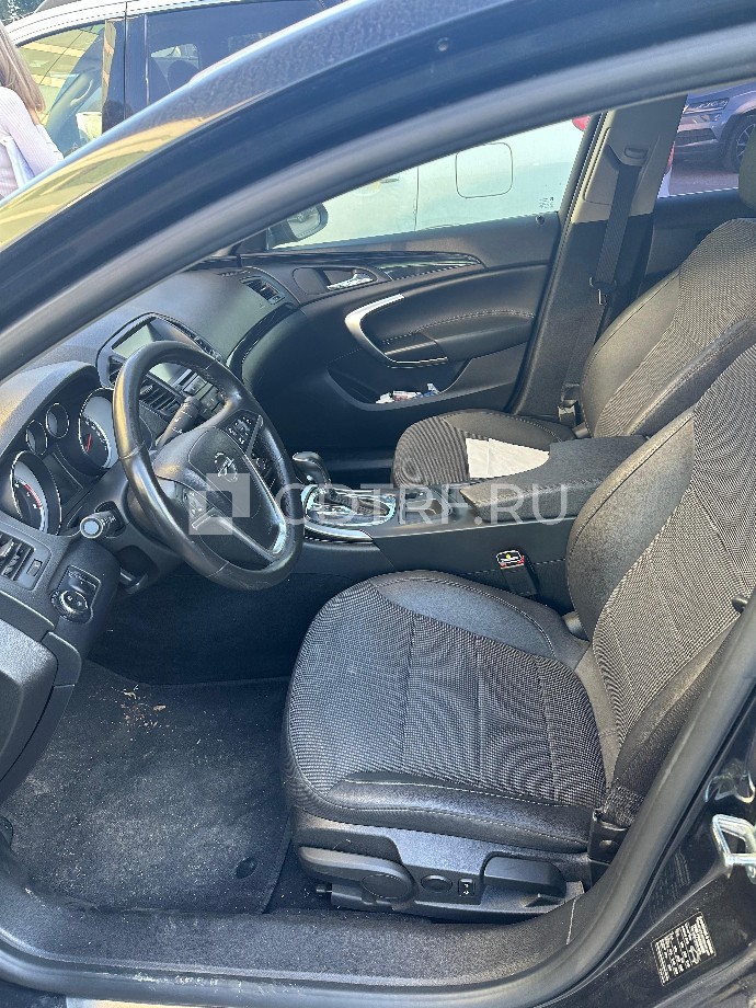 Opel Insignia 2012 в залоге у АО "ТБанк"