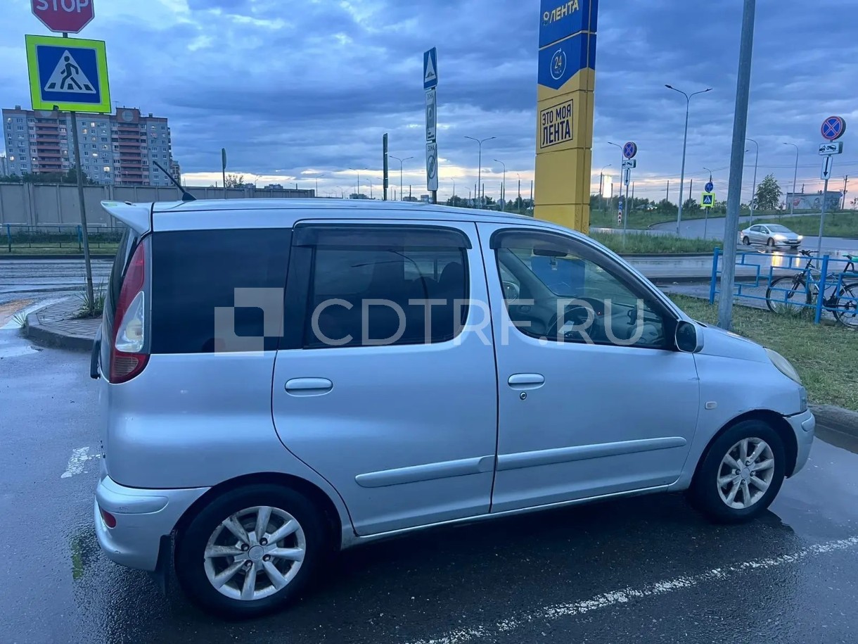 TOYOTA FUN CARGO , 2003 г.в., ГРЗ Н686НМ55, кузов NCP200310577, АКПП, 87 л.с.