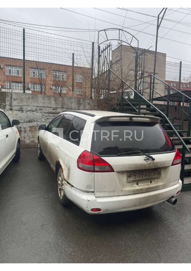 NISSAN WINGROAD, цвет: белый, 2000 года выпуска, гос.рег.знак Р 919 АО 125