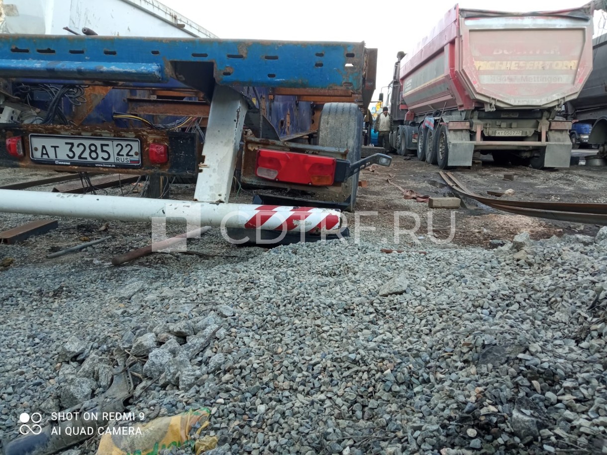 Полуприцеп KRONE SDP27, 2004 г.в., VIN WKESDP27041221890