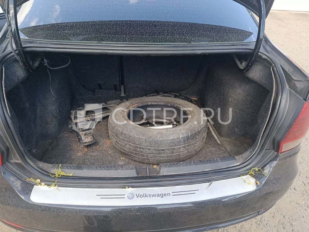 Автомобиль VOLKSWAGEN POLO