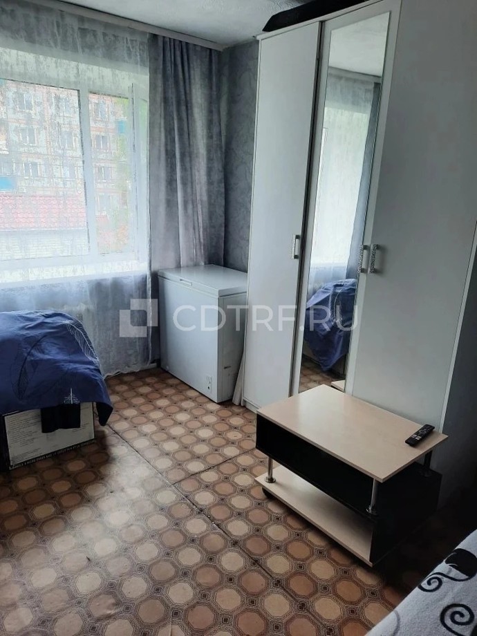 продажа 1\3 доли , адрес: ЕАО, г Облучье, ул Кузнечная, д 17, кв 10 , S -16 кв.м.