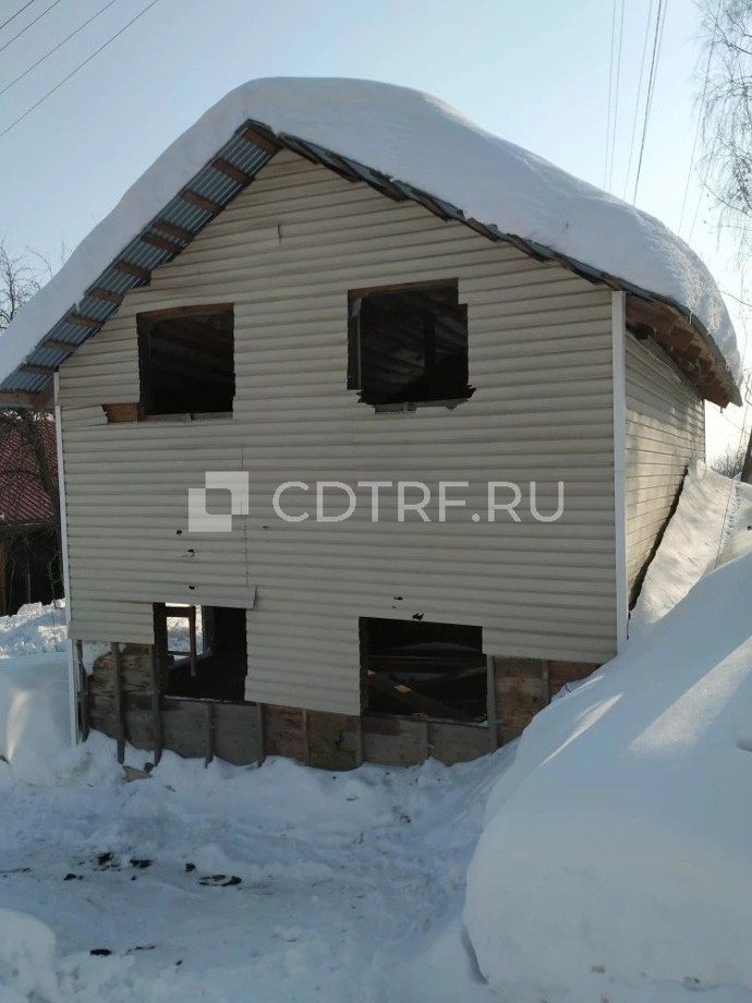 - земельный участок, жилой дом незавершенный строительств, адрес: г.Ижевск, ул.Красина, 7