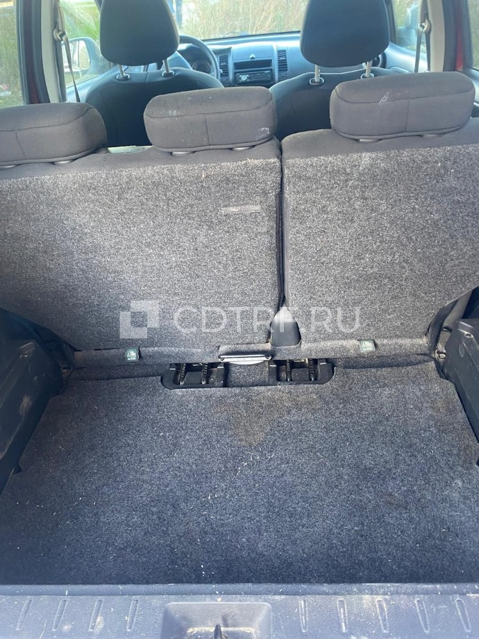 Легковой автомобиль марка, модель NISSAN NOTE 2011 г.в.