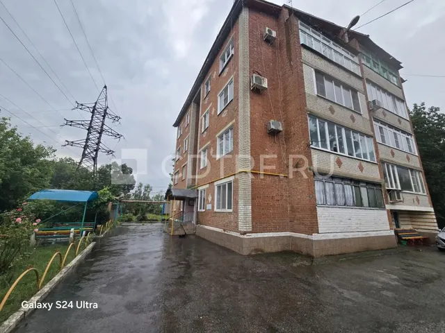 Квартира 63,2 кв. м Краснодарский край, р-н Лабинский, г. Лабинск, ул. Красная, д. 402