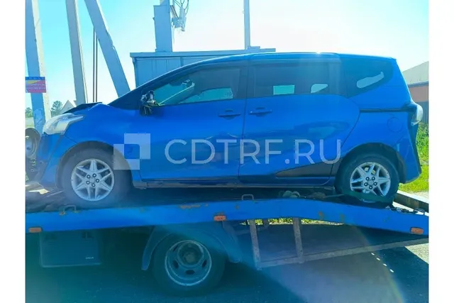 Легковой автомобиль TOYOTA SIENTA, 2017 года выпуска