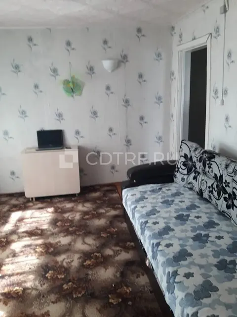 Квартира, площадь 54.8 кв.м., размер доли: 1/2. Лот №2