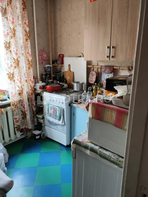 1/2 доли в квартире площадью 43,7 кв.м, г. Санкт-Петербург, ул. Пилотов, д.21, кв.45