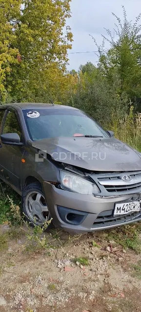 Легковой автомобиль: ЛАДА 219010 LADA GRANTA, 2015 г.в., должник: Хайртдинова В.Р.
