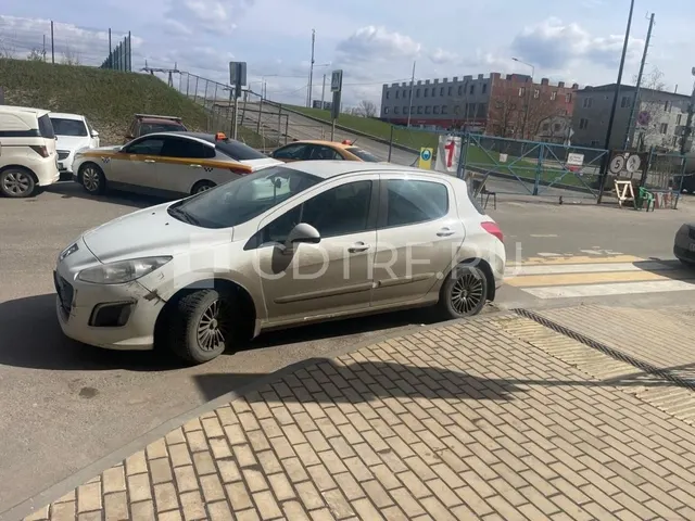 Бегахмедова Ф.М. Автомобиль ПЕЖО 308
