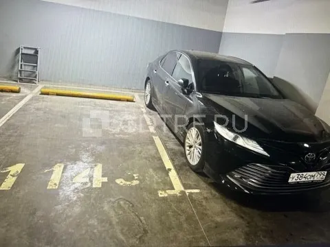 Автомобиль Toyota Camry (мощность 181 л.с.), г.в.: 2019, цвет: черный