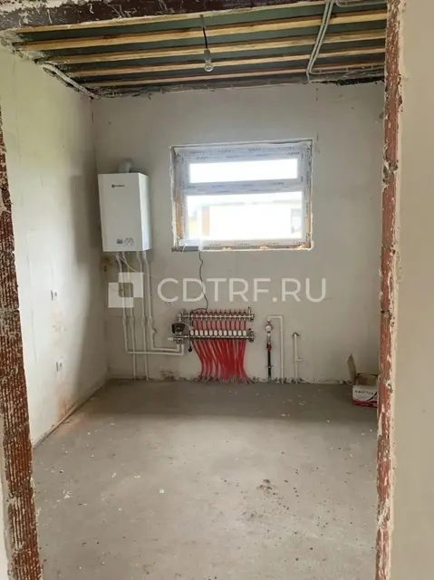 Жилой дом и земельный участок по адресу: РТ, пгт.Рыбная Слобода, ул.Сююмбике, д.28