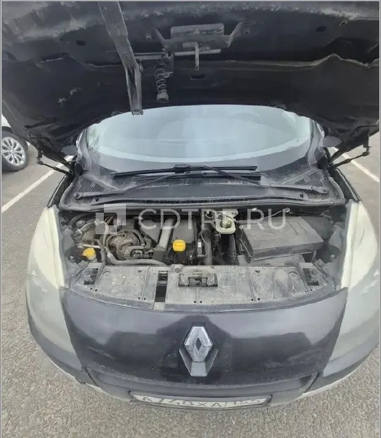 Автомобиль RENAULT SCENIC