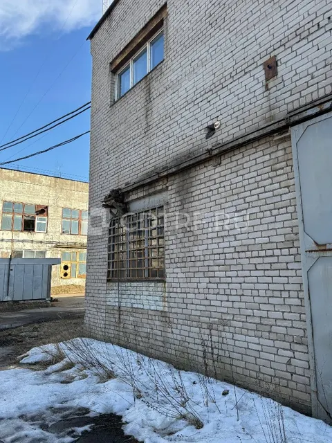 Здание (склад), площадь 1264.3 кв. м., назначение: Нежилое, количество этажей: 2,...