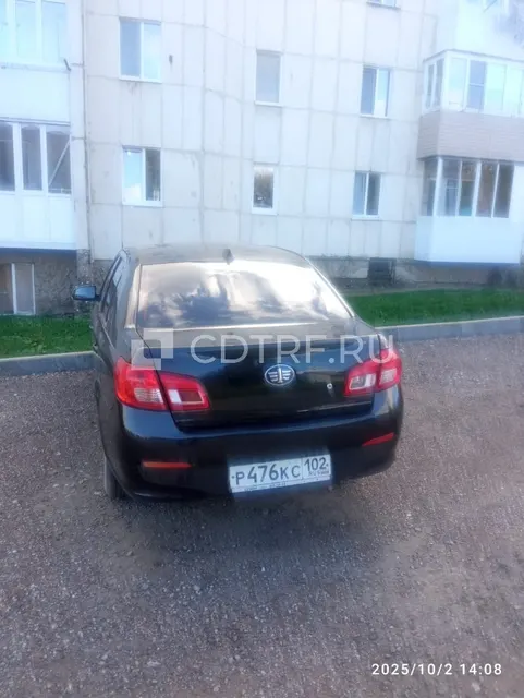 Легковой автомобиль FAW V5