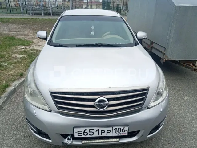 Автомобиль Nissan Teana