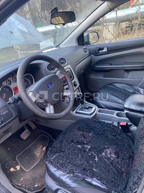 Автомобиль Ford Focus, год выпуска 2009