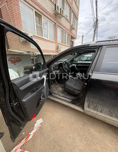 Торги должник Погребец А.Н. Лот № 1: Автомобиль KIA XM Sorento, год выпуска: 2012
