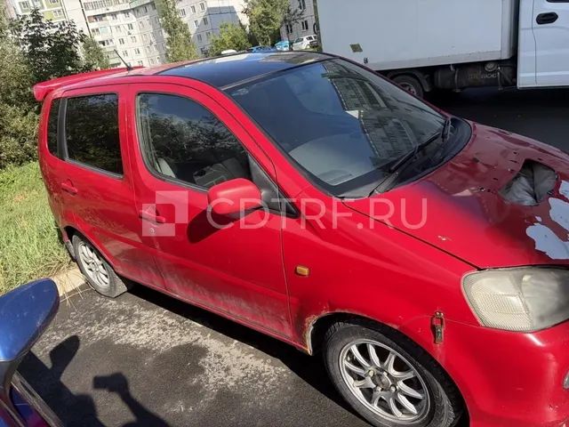 Автомобиль «Дайхатсу YRV» (2000 года выпуска, рег.знак Т 413 ОО 142)