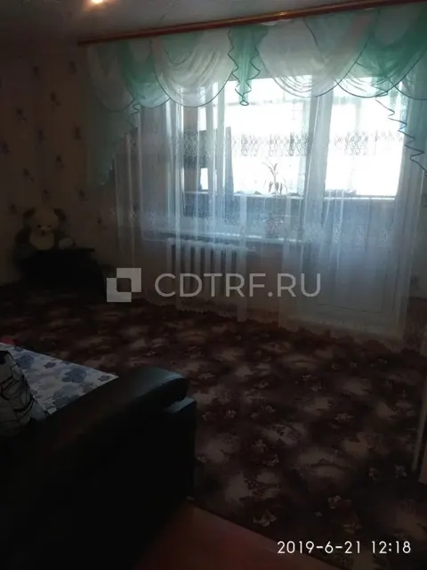Квартира, площадь 54.8 кв.м., размер доли: 1/2. Лот №2