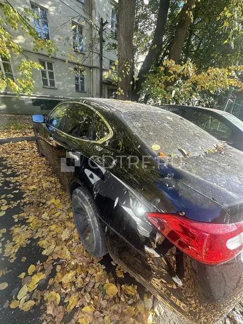 Автомобиль Infiniti М37, VIN Z8NBBNY51CS000242, 2012 г.в. в залоге у ПАО Сбербанк