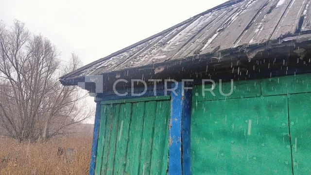 Жилой дом и земельный участок в Кемеровской области.