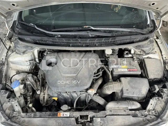 Легковой автомобиль (седан) KIA YD (Cerato Forte) 2016 г.в., цвет серебристый, АКПП
