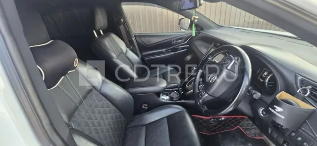 Легковой автомобиль, марка/модель: TOYOTA HARRIER, год выпуска: 2019.